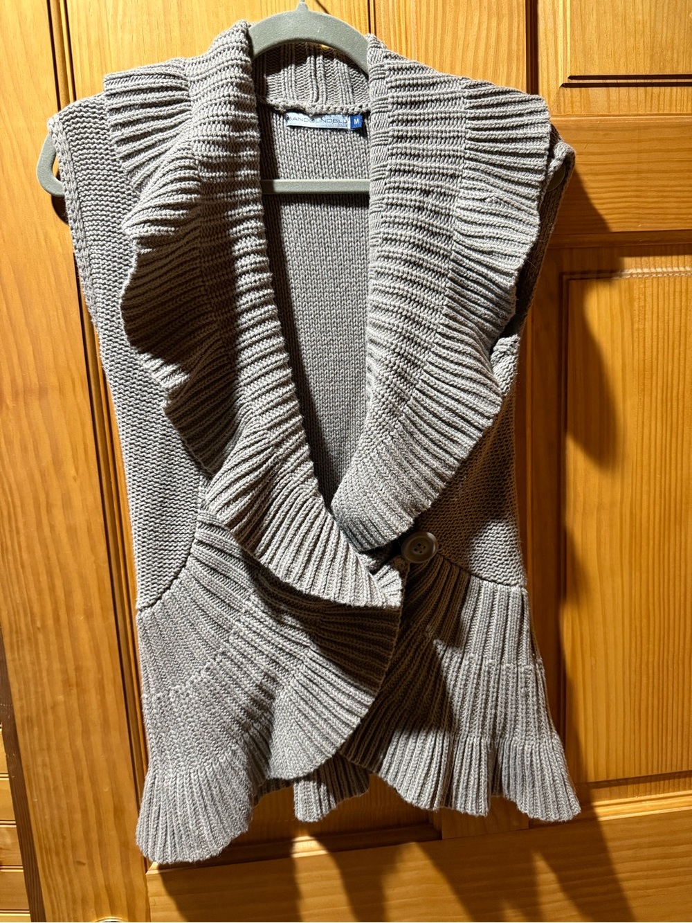 Bandolino Gray Ruffled Knit Sweater Vest